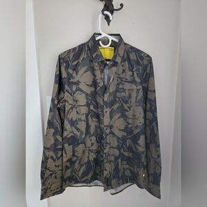 Descendant of Thieves Button Up